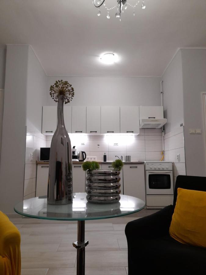 Pecs Park Apartment Exterior photo